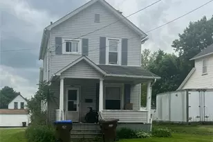 515 Davis St, Sharon, PA 16146 - Photo 1