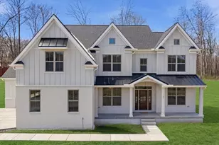 101 Shadow Rdg Dr, Penn Township, PA 16002 - Photo 1