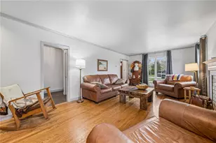 811 Spring St, Latrobe, PA 15650 - Photo 6