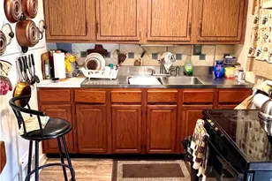 1169 Newhampshire Dr, Pittsburgh, PA 15212 - Photo 10