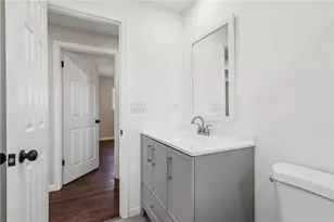 826 Blue Ridge Rd, Pittsburgh, PA 15239 - Photo 20