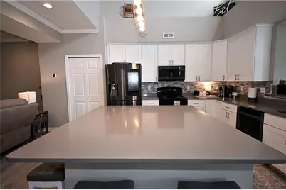 157 Viareggio, Finleyville, PA 15332 - Photo 16