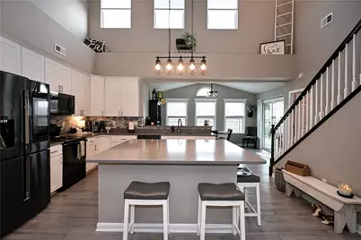 157 Viareggio, Finleyville, PA 15332 - Photo 14