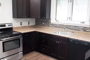 737 Grove Ave, New Brighton, PA 15066 - Photo 2