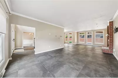 308 Washington Woods Drive, South Strabane, PA 15301 - Photo 4