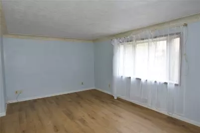 314 Pointview Rd, Pittsburgh, PA 15227 - Photo 4