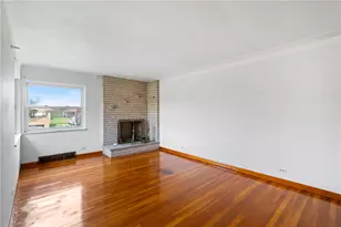 224 Eastern Dr, Lower Burrell, PA 15068 - Photo 6