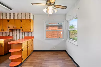 224 Eastern Dr, Lower Burrell, PA 15068 - Photo 16