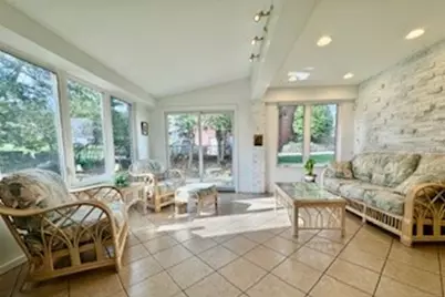 675 Rolling Green Drive, Bethel Park, PA 15102 - Photo 10