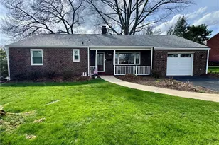 675 Rolling Green Dr, Bethel Park, PA 15102 - Photo 1