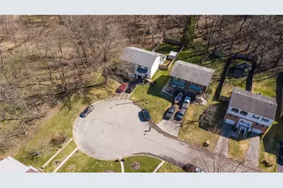 2746 Kingston Dr, Harrison Township, PA 15065 - Photo 20