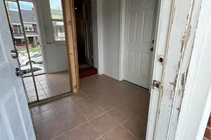 2332 Sherbrook St, Pittsburgh, PA 15217 - Photo 4
