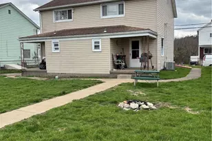 421-423 Georgetown Rd, Cecil, PA 15055 - Photo 2