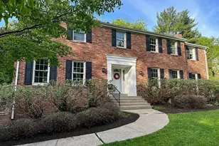 312 Hallsborough, Pittsburgh, PA 15238 - Photo 2