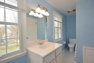 312 Hallsborough, Pittsburgh, PA 15238 - Photo 18