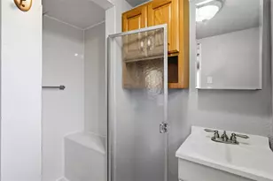 2275 Spokane Ave, Pittsburgh, PA 15210 - Photo 16