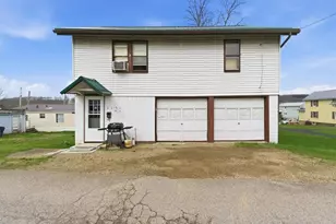 68 Beech St, Center Township-Homer City, PA 15748 - Photo 4