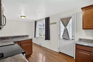 335 E Pike St, Houston, PA 15342 - Photo 16