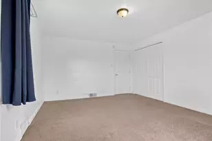 335 E Pike St, Houston, PA 15342 - Photo 20