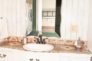 106 Maple St, Dry Tav-Rices Landing, PA 15357 - Photo 34