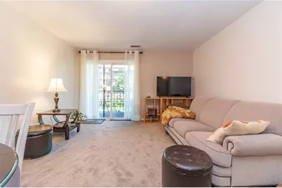 640 5th St #103, Oakmont, PA 15139 - Photo 6