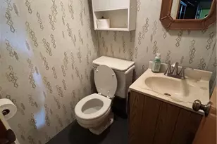 111 N Hitchman St, Mt Pleasant Boro, PA 15666 - Photo 24