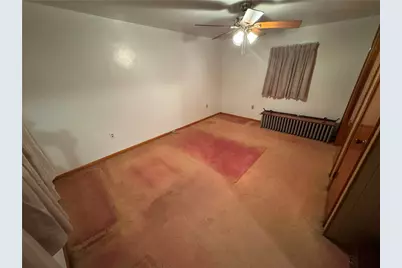 111 N Hitchman Street, Mt Pleasant Boro, PA 15666 - Photo 12