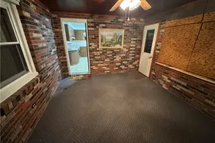 111 N Hitchman St, Mt Pleasant Boro, PA 15666 - Photo 20