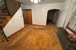 111 N Hitchman St, Mt Pleasant Boro, PA 15666 - Photo 10
