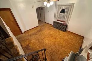 111 N Hitchman St, Mt Pleasant Boro, PA 15666 - Photo 14