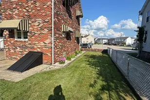 111 N Hitchman St, Mt Pleasant Boro, PA 15666 - Photo 40