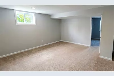 4691 Sardis Rd, Pittsburgh, PA 15068 - Photo 10