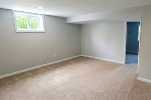 4691 Sardis Rd, Pittsburgh, PA 15068 - Photo 10