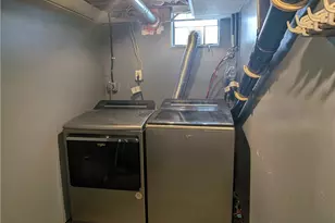 909 Smithfield St, Elizabeth Twp/Boro, PA 15135 - Photo 24