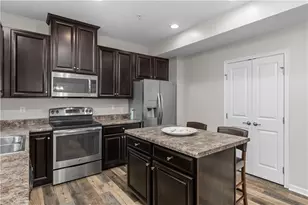 236 Thornapple Ln, Cranberry Township, PA 16066 - Photo 4