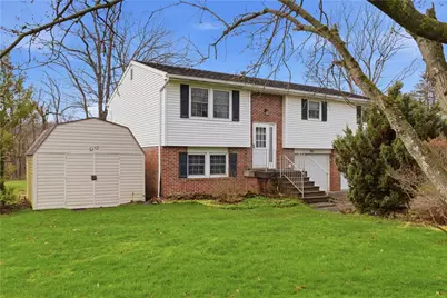 101 Oak Dr, Buffalo Township, PA 16055 - Photo 2