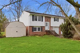 101 Oak Dr, Buffalo Township, PA 16055 - Photo 2