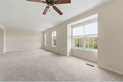 607 Hilton Circle, Collier Township, PA 15071 - Photo 8