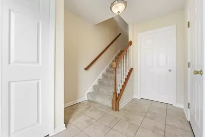 607 Hilton Circle, Collier Township, PA 15071 - Photo 2