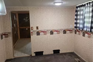 35 Beallsville Rd, East Bethlehem, PA 15333 - Photo 10