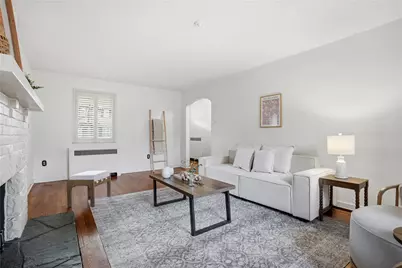 130 Yorkshire Dr, Pittsburgh, PA 15208 - Photo 8