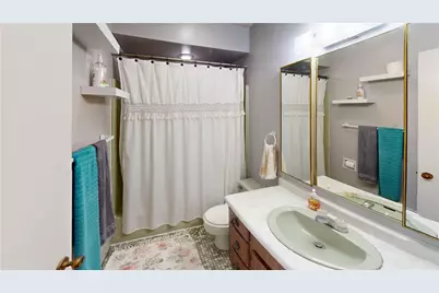 225 Fairway Ln, Penn Township, PA 16002 - Photo 24