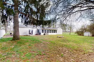 225 Fairway Ln, Penn Township, PA 16002 - Photo 42