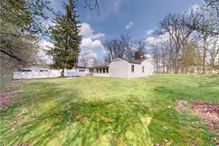 225 Fairway Ln, Penn Township, PA 16002 - Photo 40