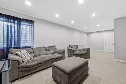 2704 Pittsburgh, Pittsburgh, PA 15143 - Photo 36