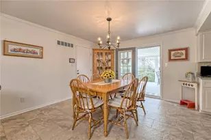 469 Hillcrest Dr, Unity Township, PA 15650 - Photo 8