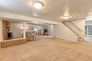 469 Hillcrest Dr, Unity Township, PA 15650 - Photo 28