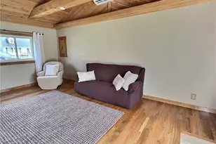 426 Houston Ave, Harrisville Boro, PA 16038 - Photo 6