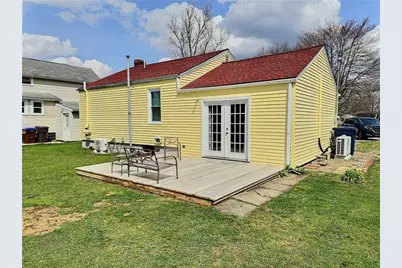 426 Houston Ave, Harrisville Boro, PA 16038 - Photo 18