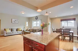 323 Virginia Ave, Pittsburgh, PA 15211 - Photo 10